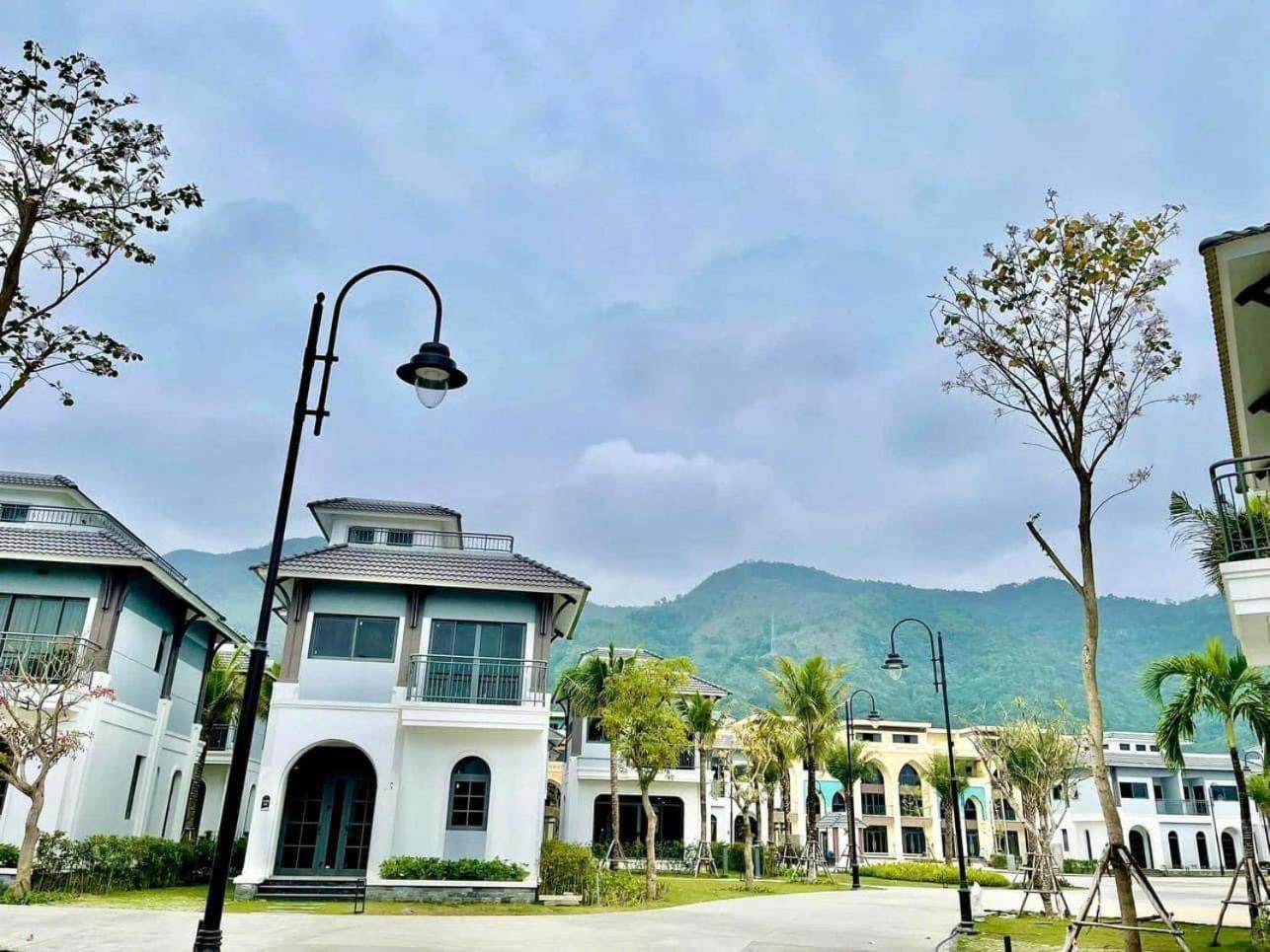 Dahlia Villa - Sonasea Van Don Harbor City Cai Rong ภายนอก รูปภาพ